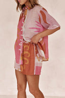 סט חולצה ומכנסיים קצרים מודפסים לחופשה של ברייט סאן