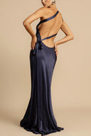 Silhouette Grace – Bodycon One-Shoulder Dress