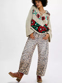 Jeans mit Leopardenmuster und geradem Bein
