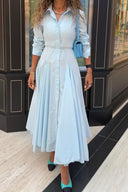 Hellblaues Maxikleid
