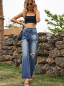 Trendige Jeanshose mit weitem Bein, hohem Bund und Rissen