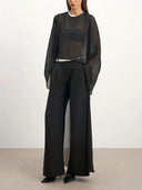 Transparente Chiffon Cape Bluse & Kurvige Silhouette Jeans