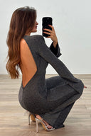 Sort skinnende rygfri jumpsuit
