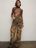 Jeans mit hohem Bund und Kunst-Print