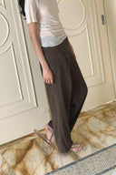 Gefaltete Streifenhose