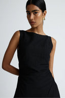 Rochie maxi neagră minimalistă fără mâneci
