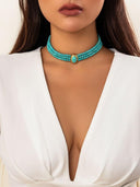 Collana corta con perle finte e perline turchesi