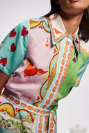 Vivienne Maxikleid mit kurzen Ärmeln und Poker-Print