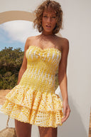 Dolly broderet blonde stropløs minikjole bodycon