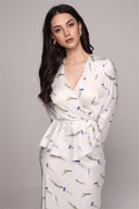 Conjunto de Blusa Eileen Floral com Amarração em Renda e Saia Maxi