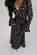 Maxikleid mit V-Ausschnitt und Polka-Dot-Muster