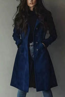 Lange trenchcoat met knoopsluiting aan de voorkant