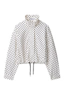 Sæt med prikkede shorts og ståkrave